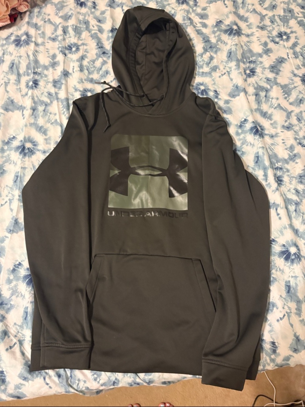 Under Armour Men's Olive Green Logo Crewneck Hoodie